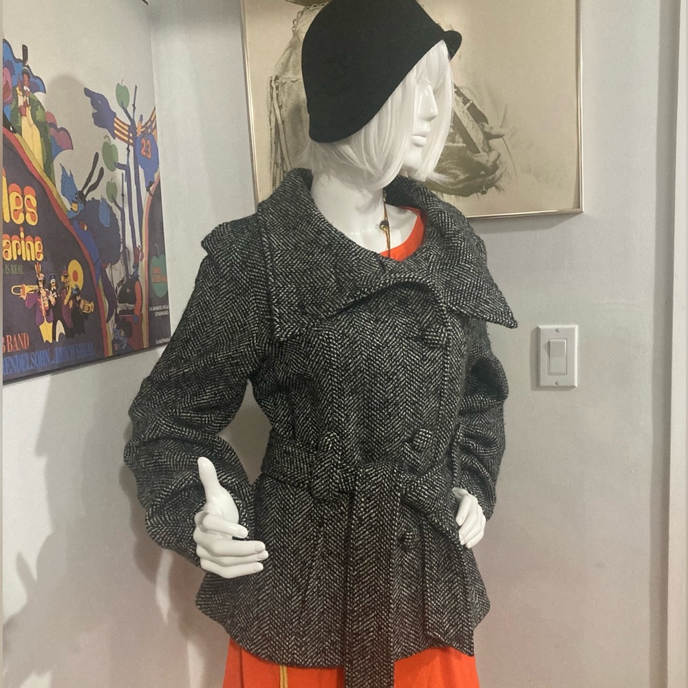 Vintage Y2K Curated 1920s Theme Outfit - Coat, Hat, Gloves, Dress, Accessories - Picture 5 of 15
